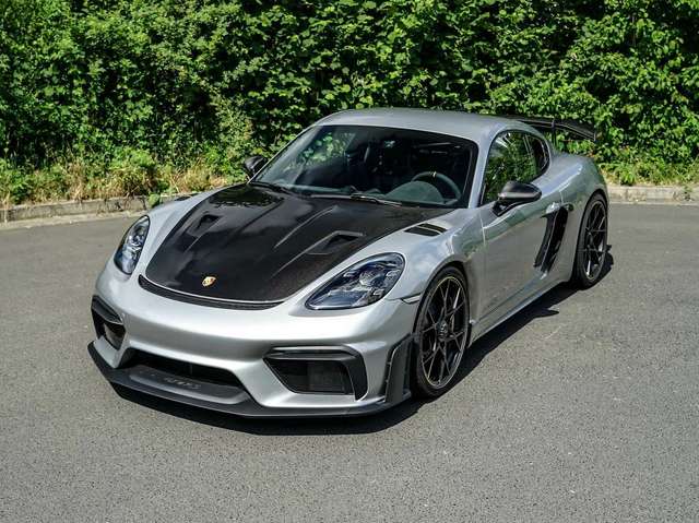 Imagine Porsche 718 Cayman GT4 RS