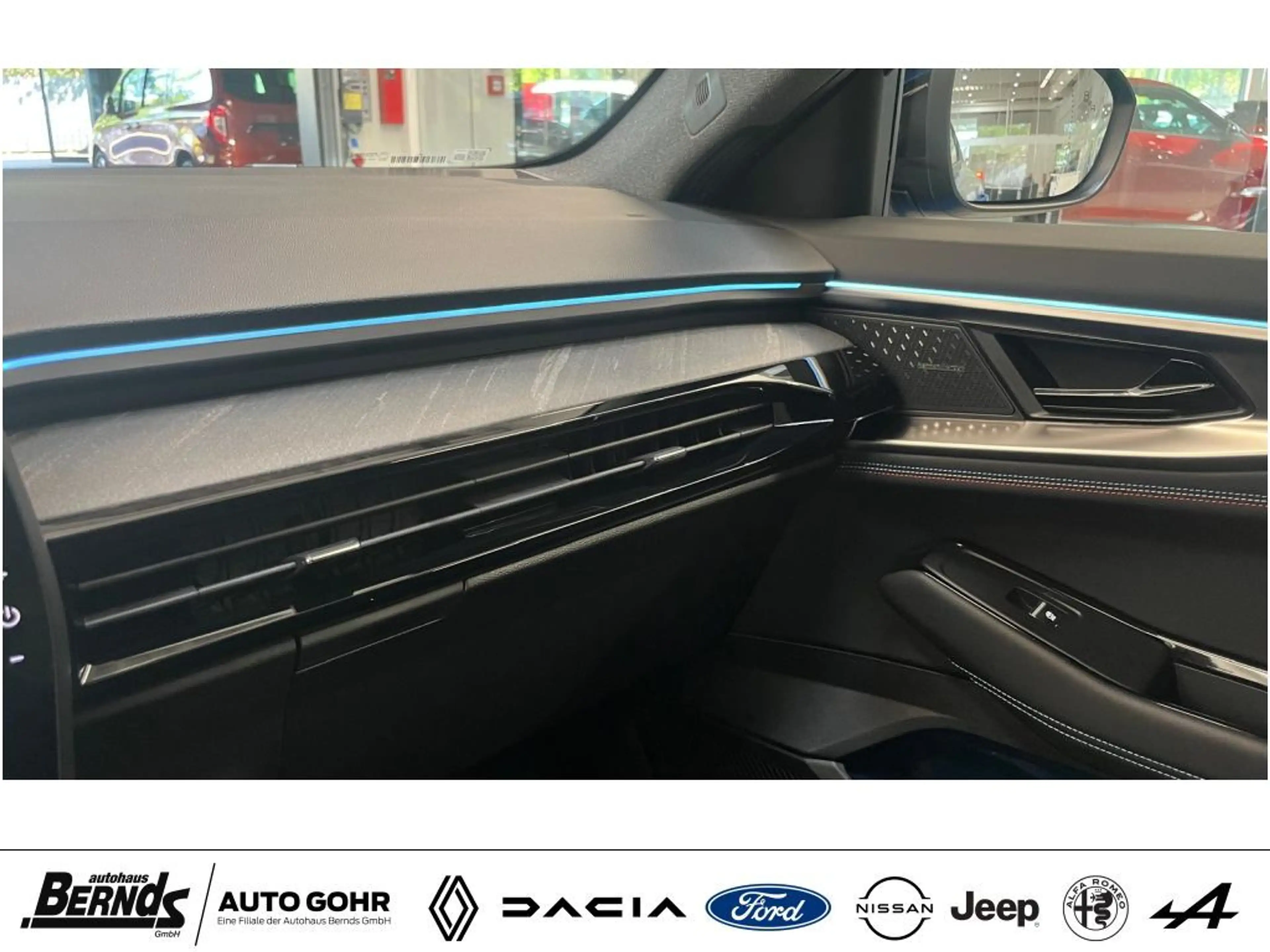 Renault Rafale E-Tech Hyper Plug-in Hybrid 300 4x4 AA Pano H&K — photo 35