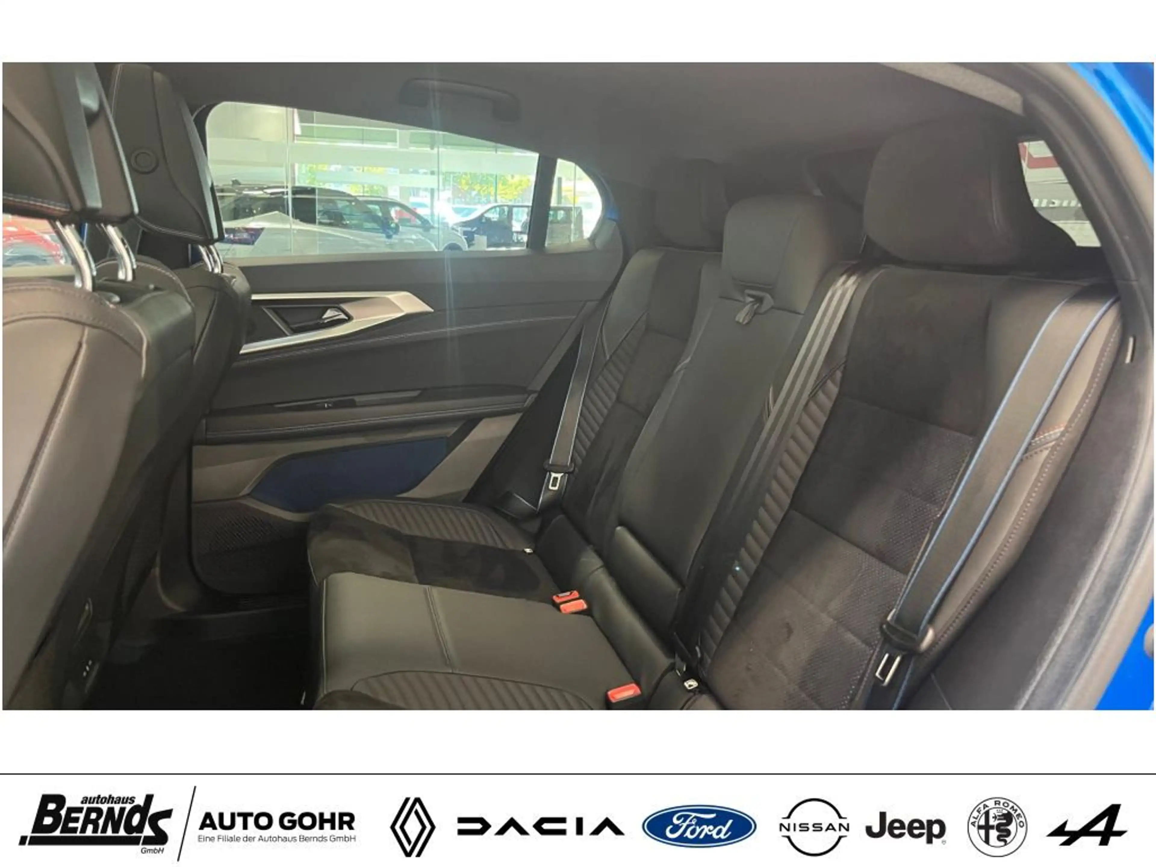 Renault Rafale E-Tech Hyper Plug-in Hybrid 300 4x4 AA Pano H&K — photo 11