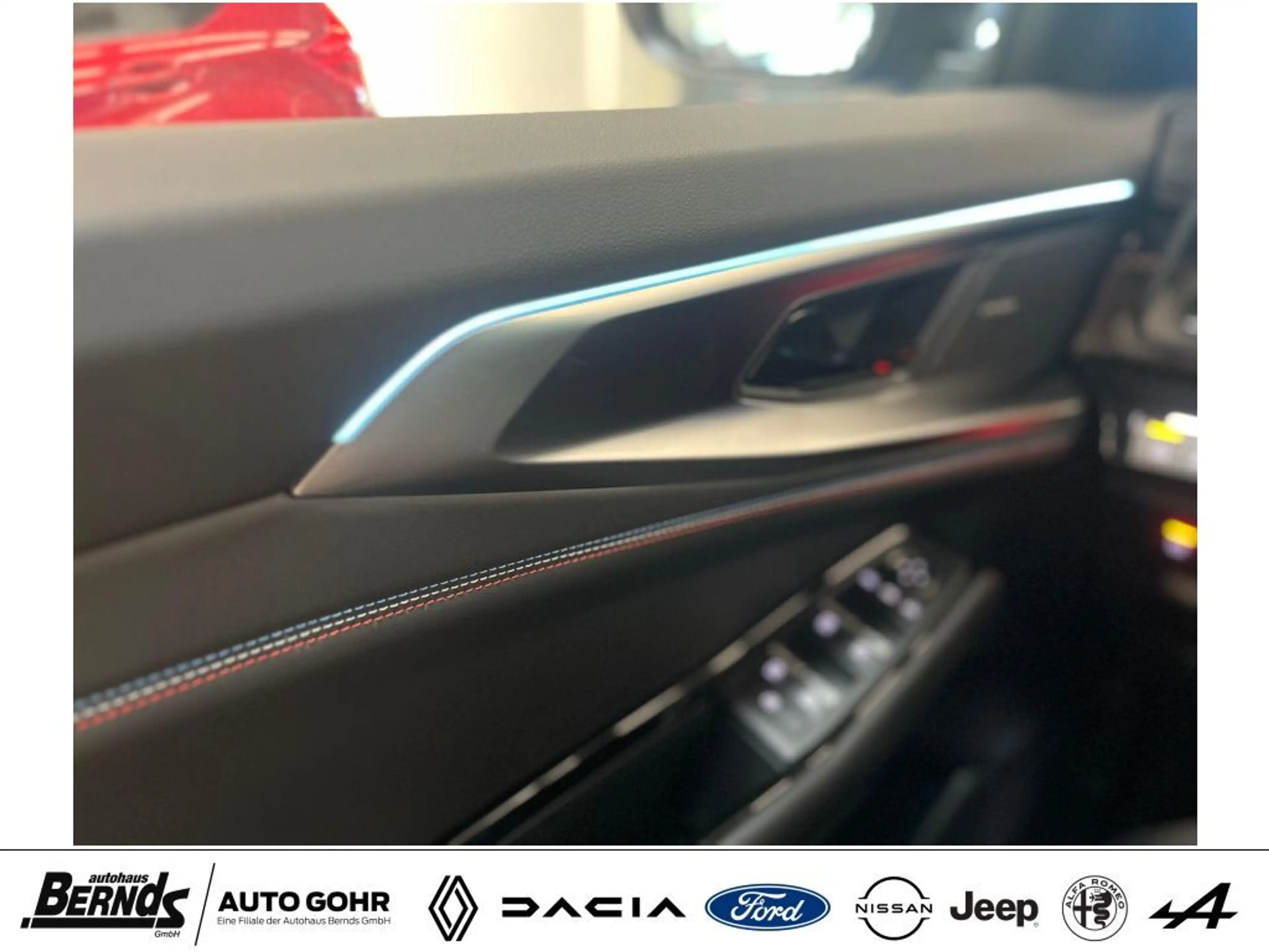 Renault Rafale E-Tech Hyper Plug-in Hybrid 300 4x4 AA Pano H&K — photo 36