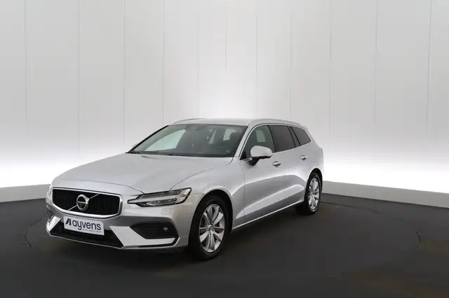 Volvo V60 2.0 B3 Momentum Pro Geartr. LEDER/CUIR LED GPS PDC