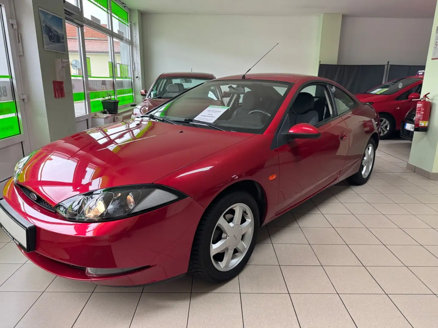 Ford Cougar 2.0, Sammlerstück Rot - 2