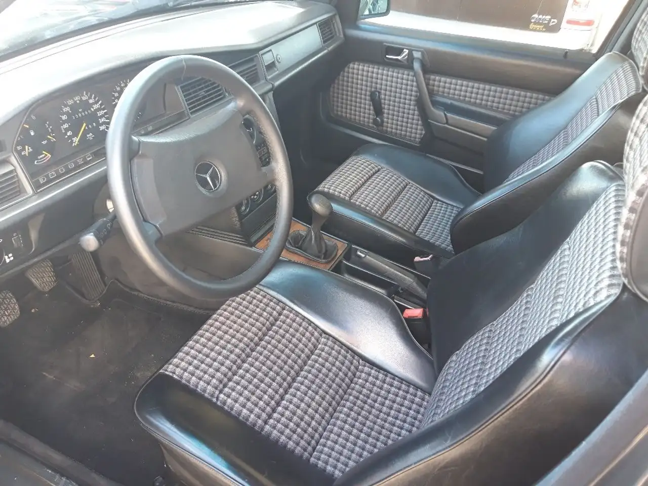 Mercedes-Benz 190 E 2.3-16 SOUPAPES MOTEUR RECONDITIONNE A NEUF, foto 7