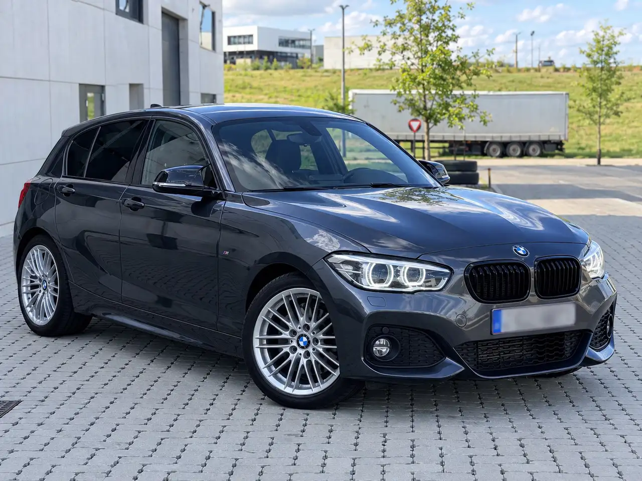 BMW 118