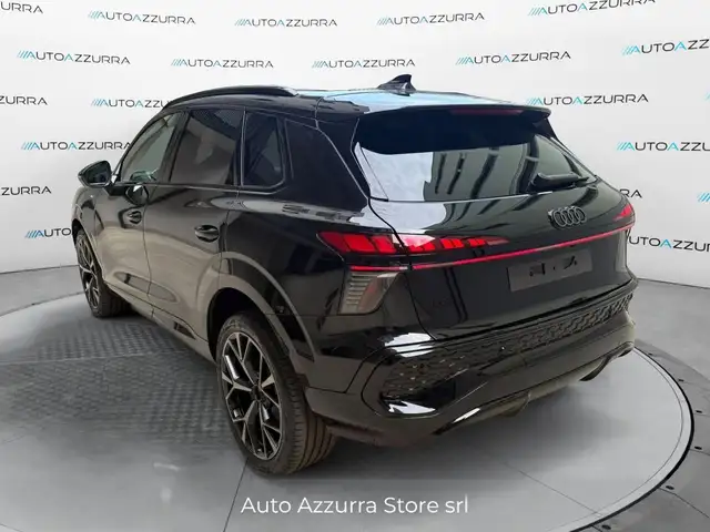 Audi Q3 view 4