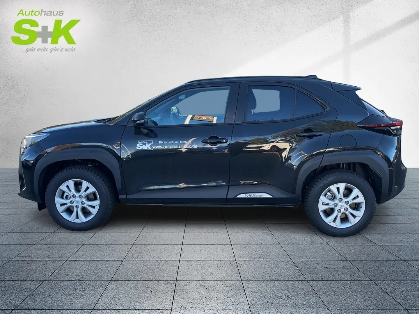 Toyota Yaris Cross 1,5 Hybrid Teamplayer**R-Kamera* Vo+Hi* Schwarz - 2