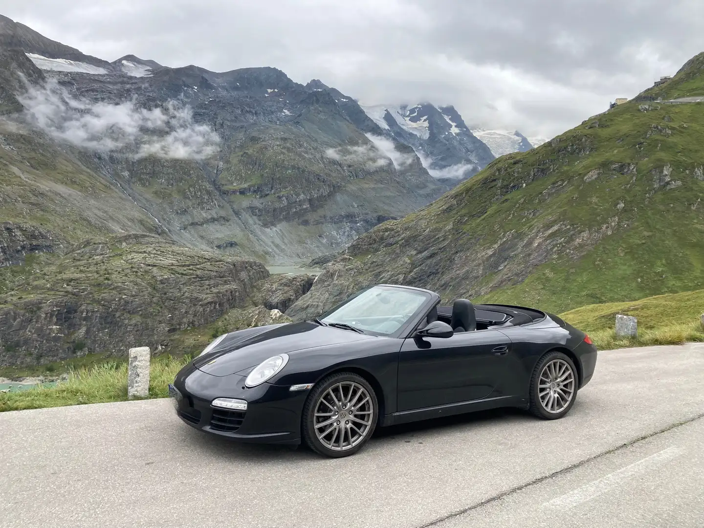 Porsche 997 911 / 997.2  Carrera Cabriolet erst 45.500 KM Schwarz - 1