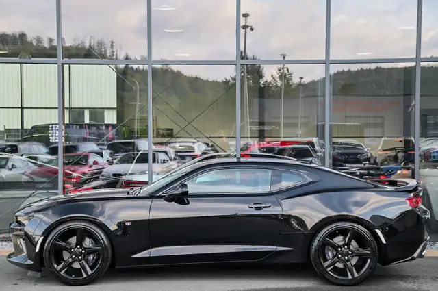 Chevrolet Camaro view 6