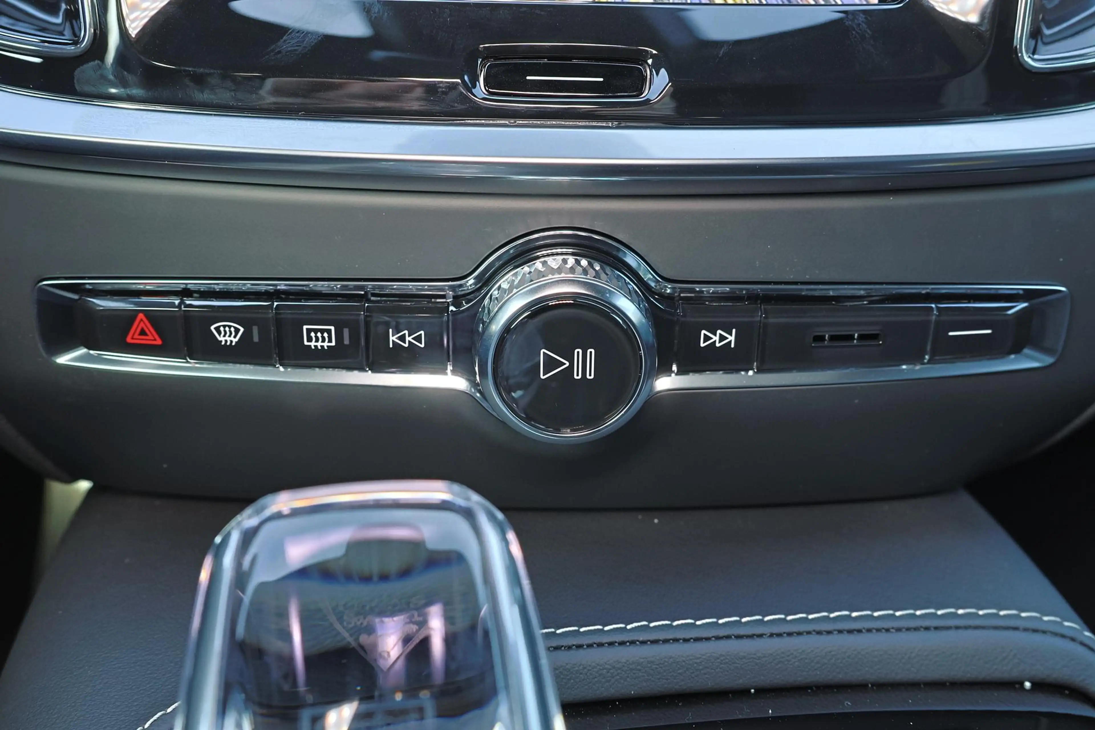 Volvo V60 T6 Recharge AWD Plus Dark - Panorama/schuifdak - I — photo 9