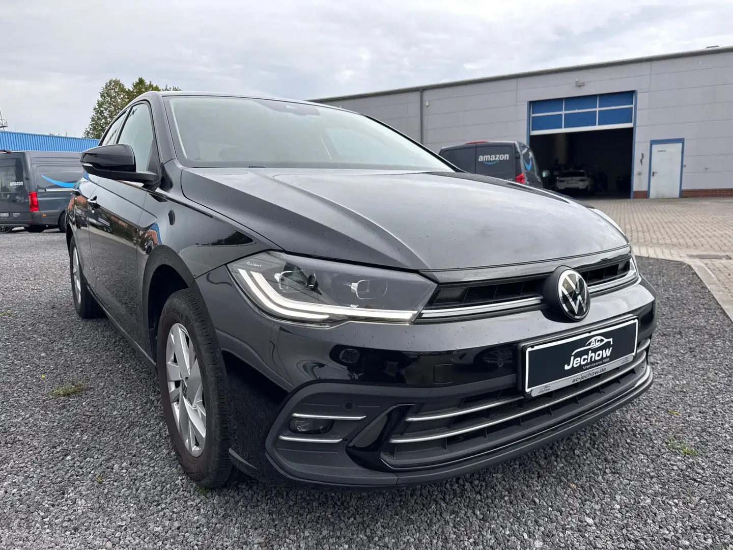 Volkswagen Polo 1.0 TSI Style IQ Light & Drive Schwarz - 2