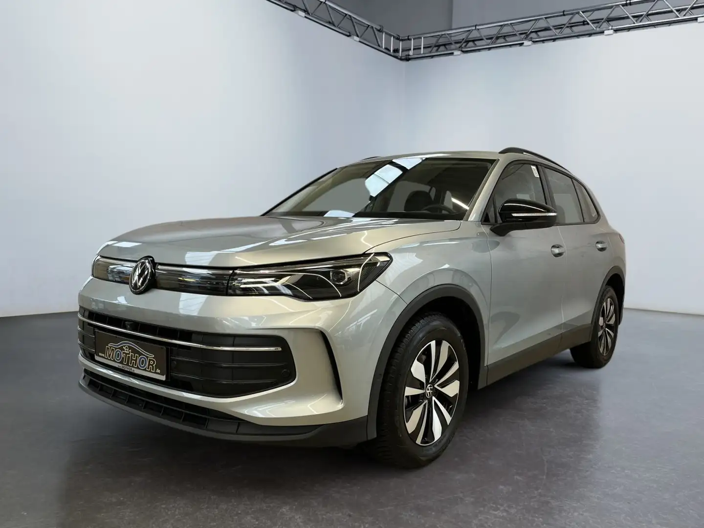 Volkswagen Tiguan Goal 1.5 eTSI DSG Lenkrad beheizbar Beige - 2