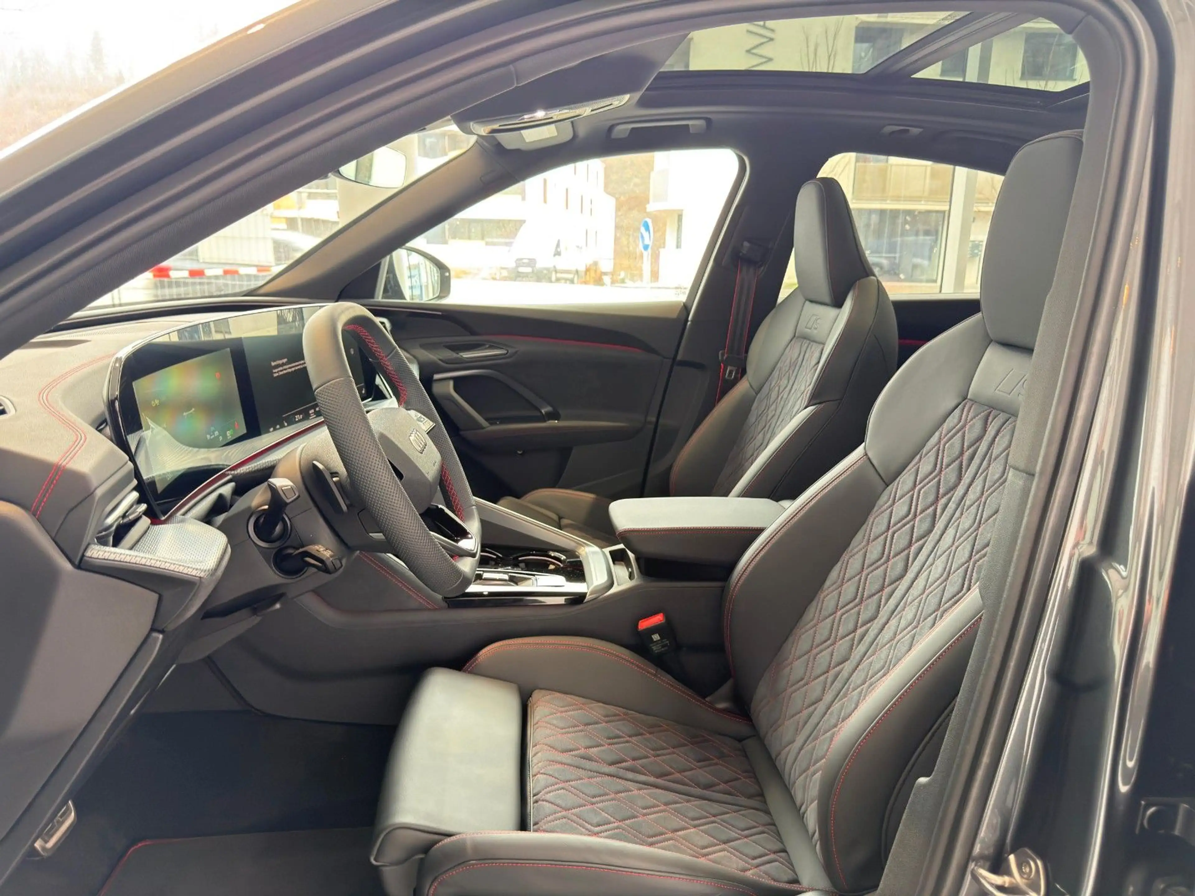 Audi Q5 Sportback S Line MY26/gr-sw/Tech+/Pan/21 — photo 8