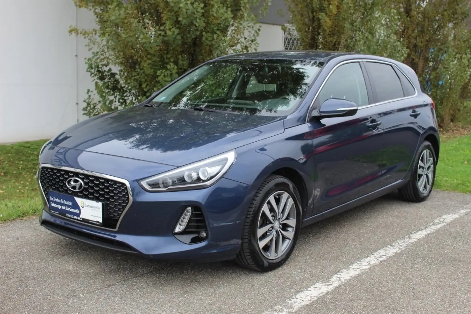 Hyundai i30 5trg. 1,4l Benzin 140PS Blauw - 1