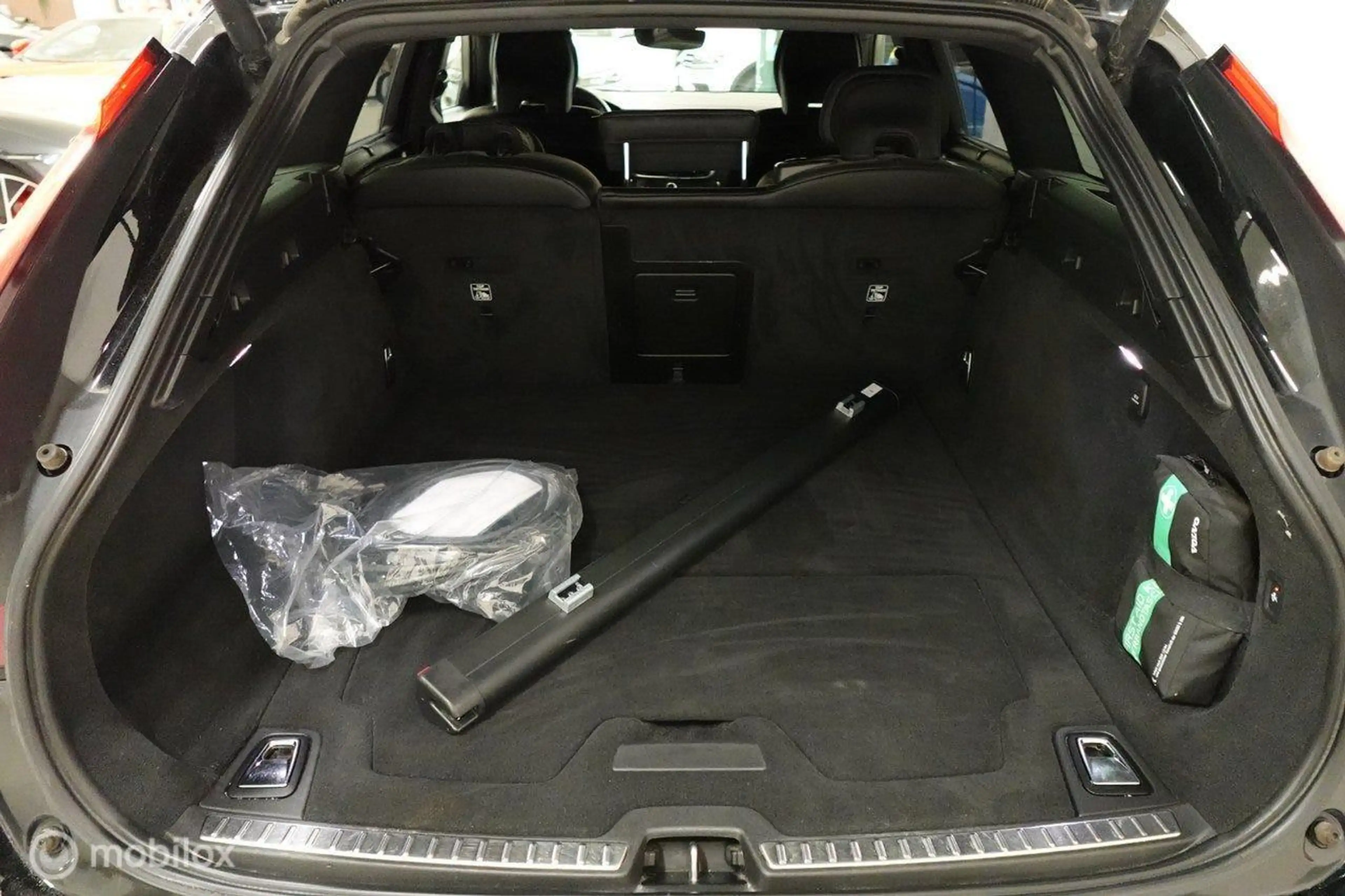 Volvo V90 2.0 T6 AWD R-Design, trekhaak — photo 19