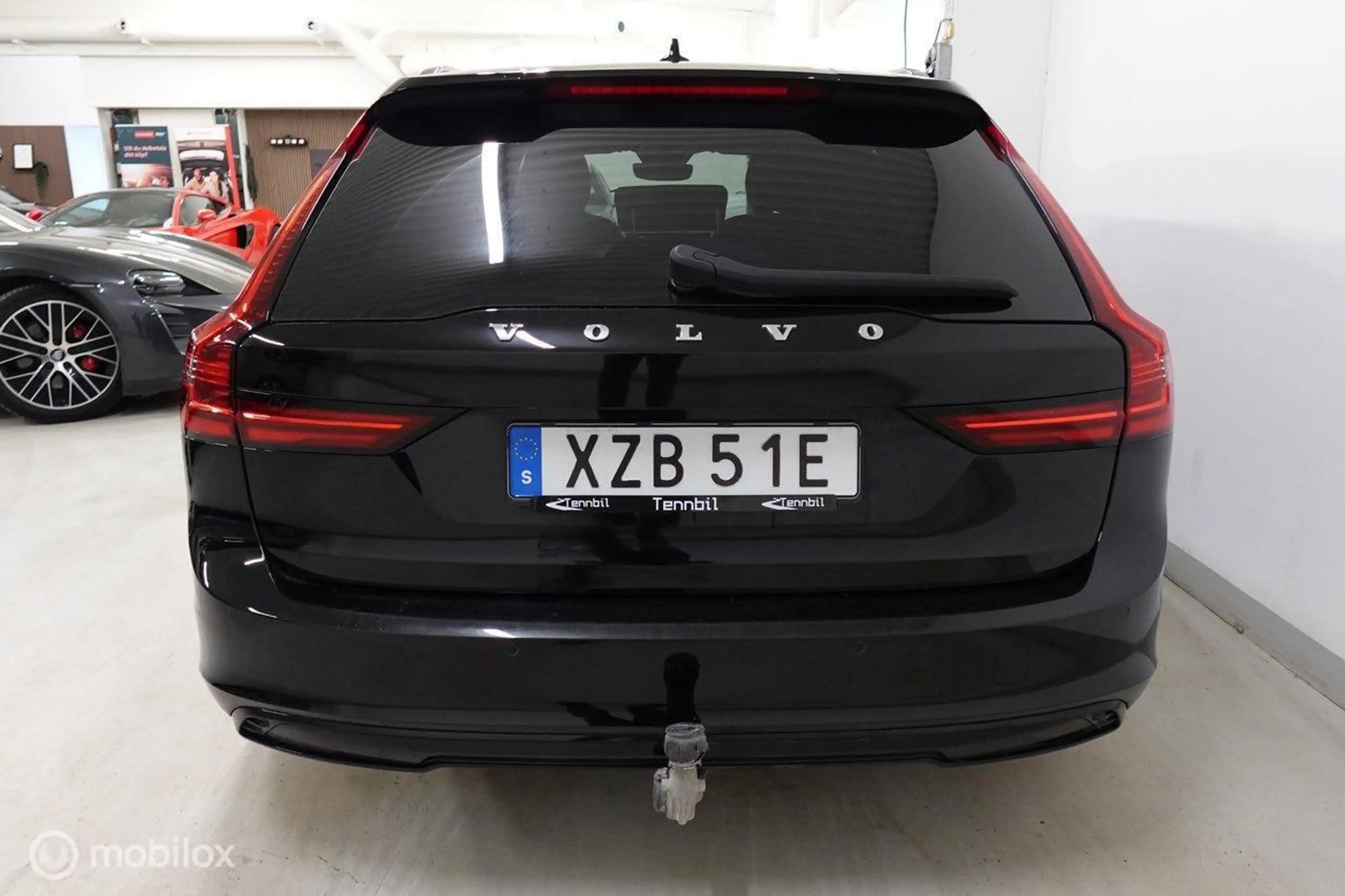 Volvo V90 2.0 T6 AWD R-Design, trekhaak — photo 4
