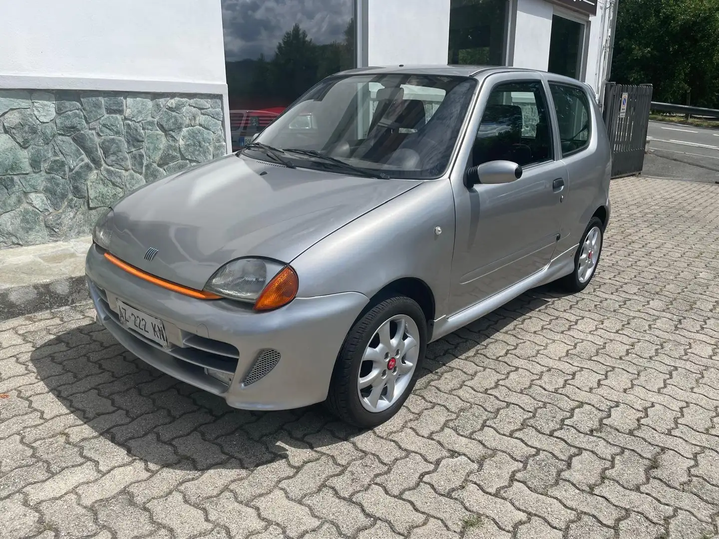 Fiat Seicento Sporting Серый - 2