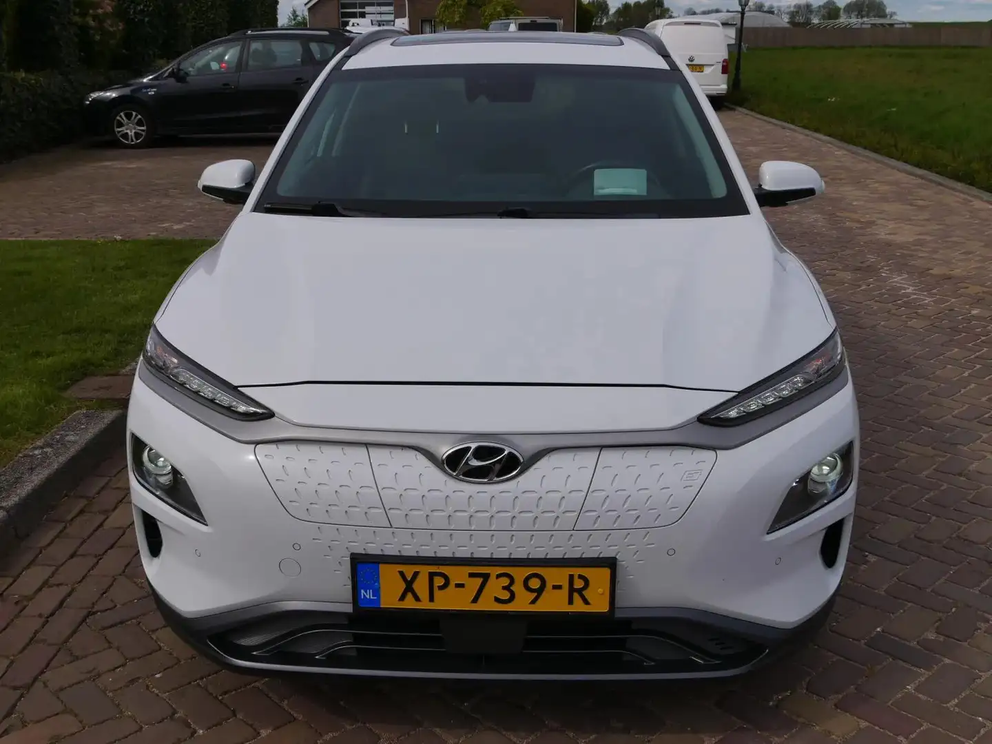 Hyundai KONA **15499**NETTO**2019**EXECUTIVE EV Premium 64 kWh Blanc - 2