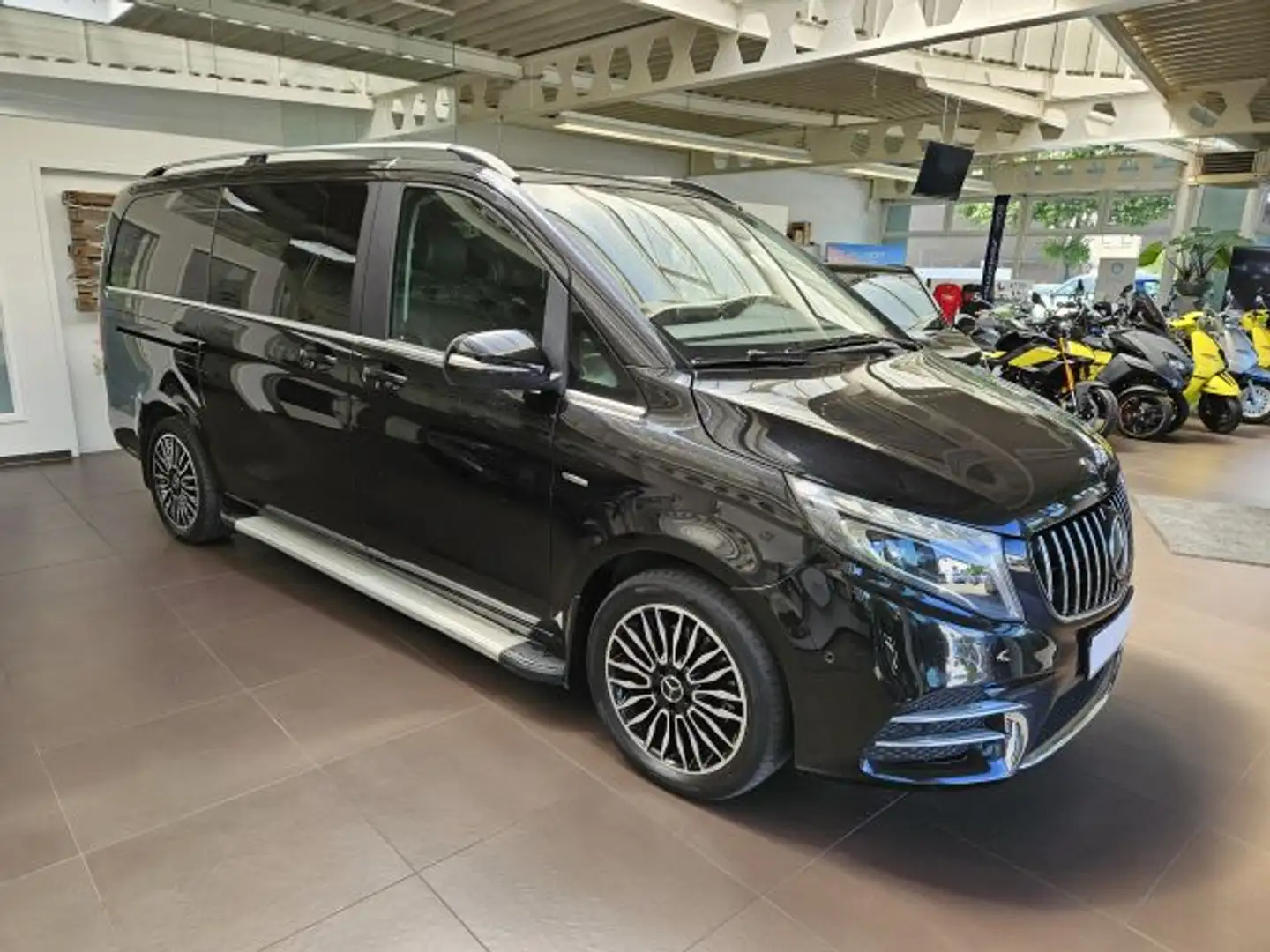 Mercedes-Benz V 250 (BlueTEC) d lang 7G-TRONIC Avantgarde Nero - 1