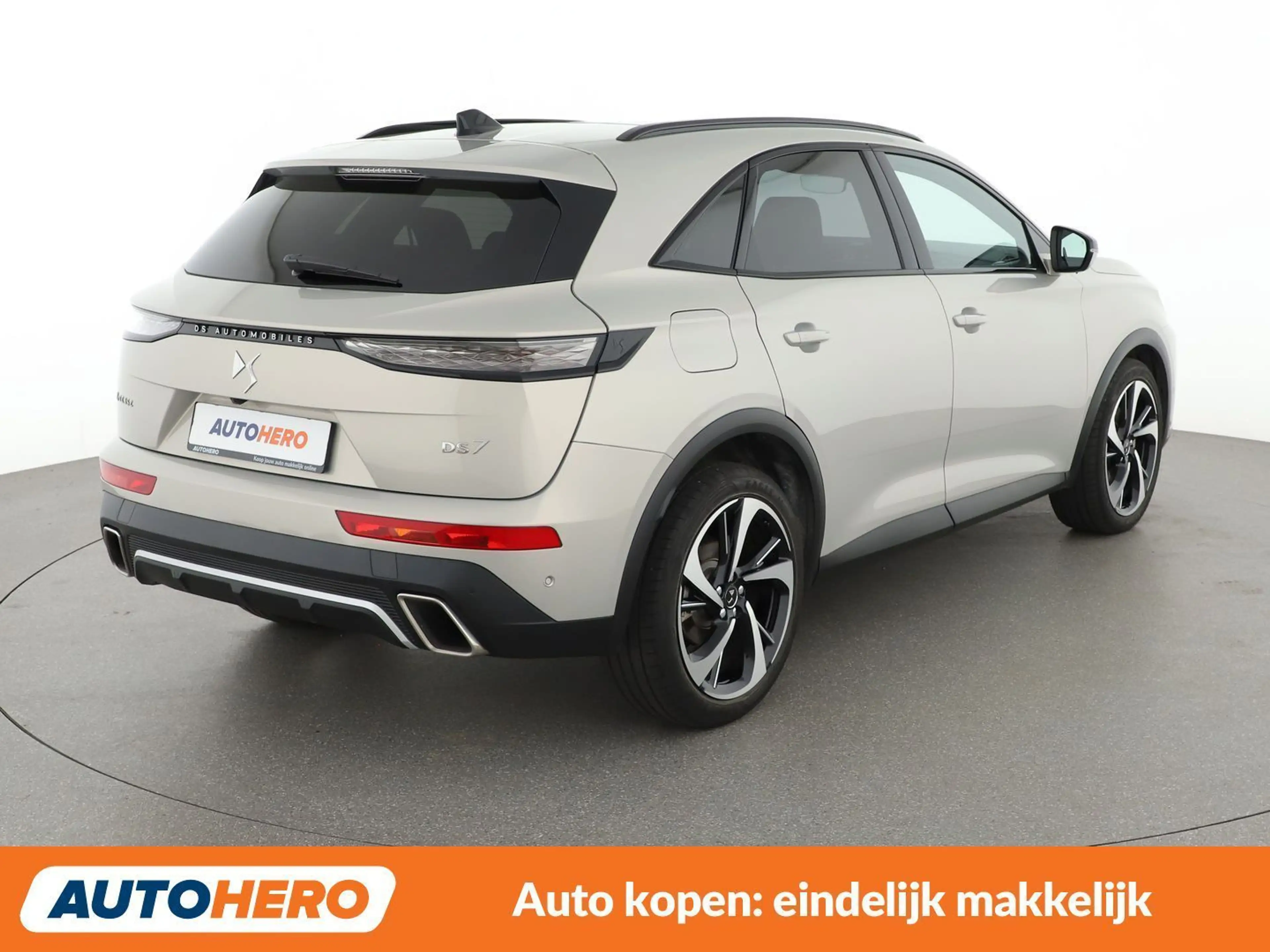 DS Automobiles DS 7 1.6 E-Tense Hybrid 4x2 Opera — photo 7