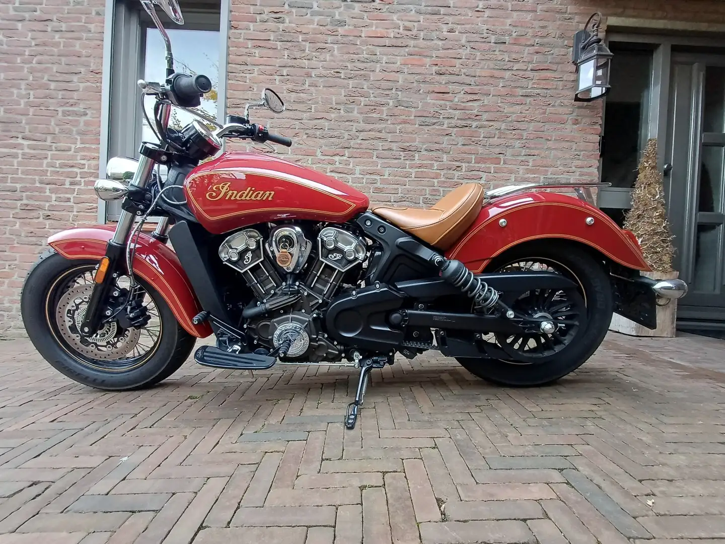 Indian Scout 100th Anniversary Rood - 1