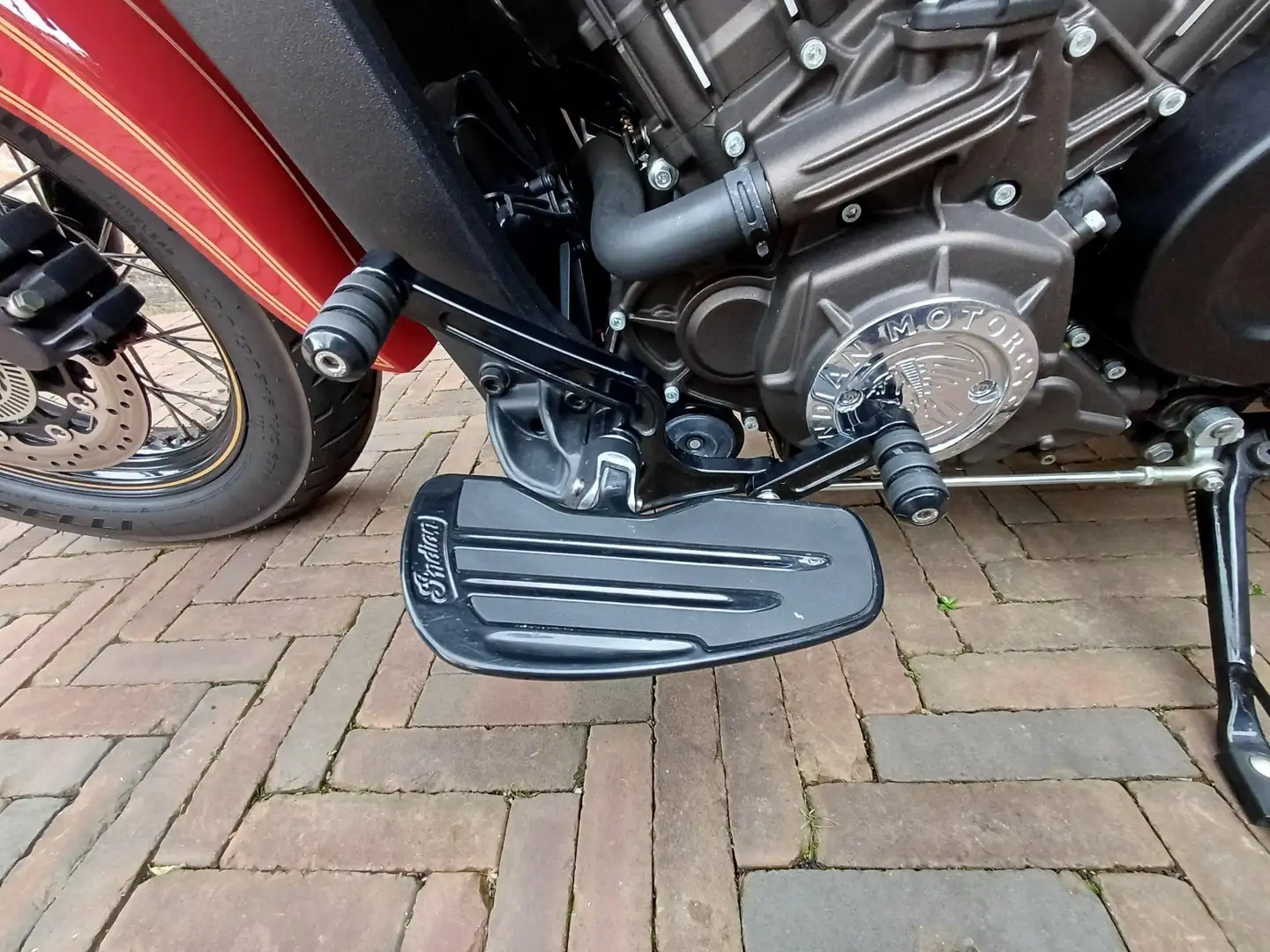 Indian Scout 100th Anniversary Rood - 2