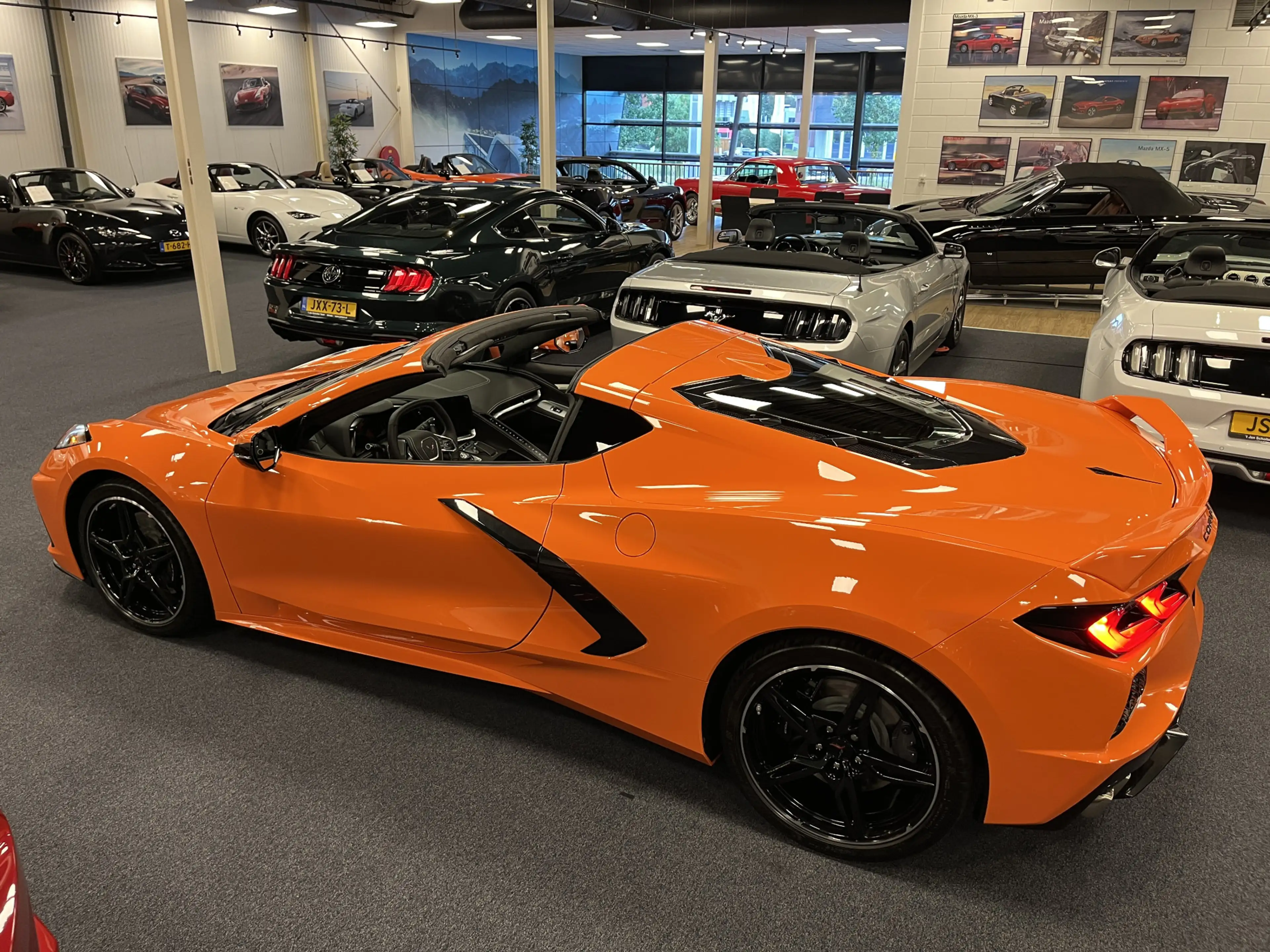 Chevrolet Corvette C8 6.2 V8 Stingray Coupe LT3 Z51 497PK 70 Years Ed — photo 15