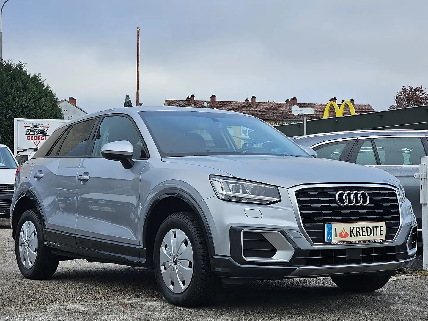Audi Q2 35 TFSI COD Design S-tronic 1-Hand Nur 49000 KM... Grigio - 1