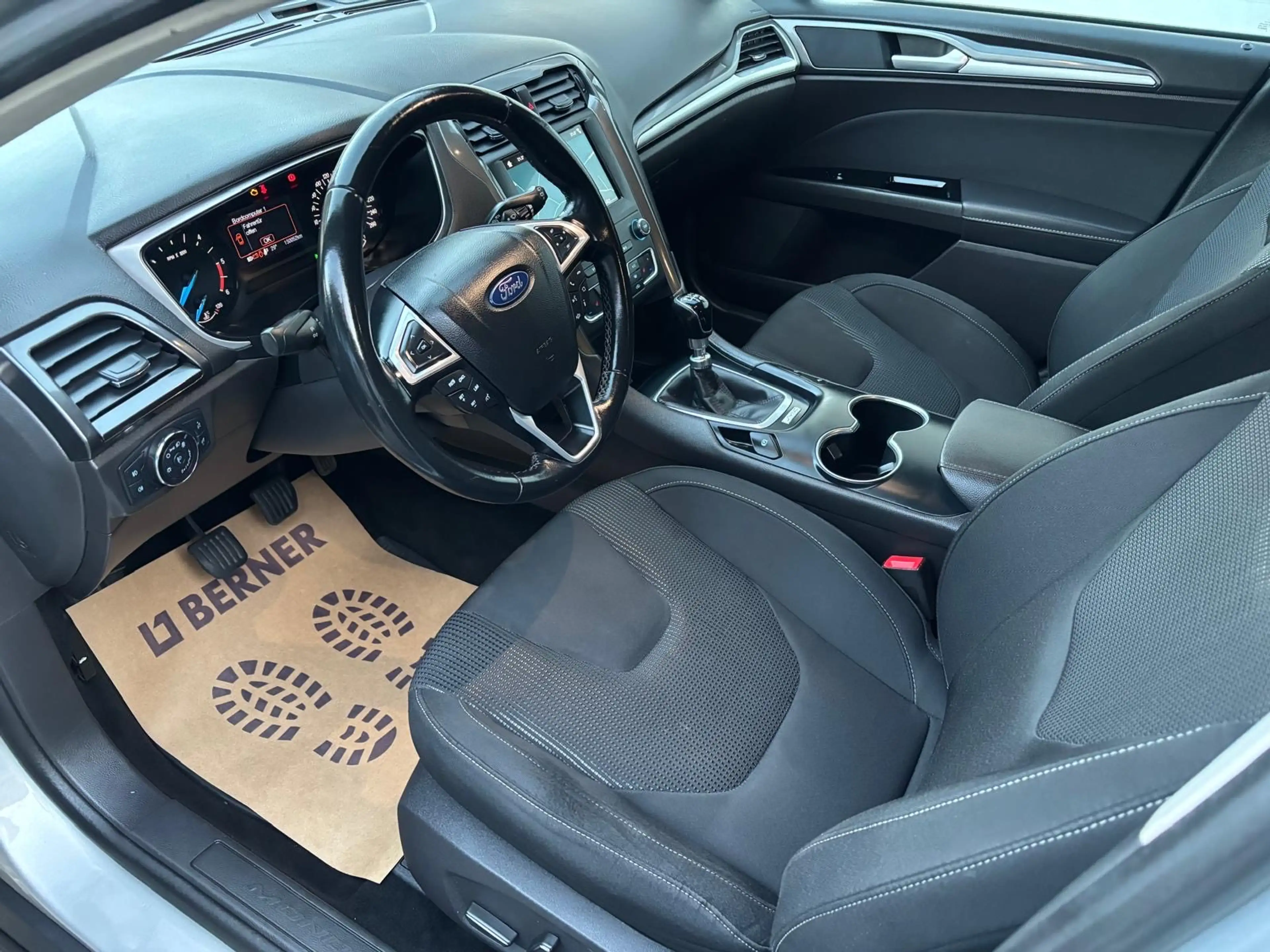 Ford Mondeo Traveller Business 2,0 EcoBlue SCR — photo 8