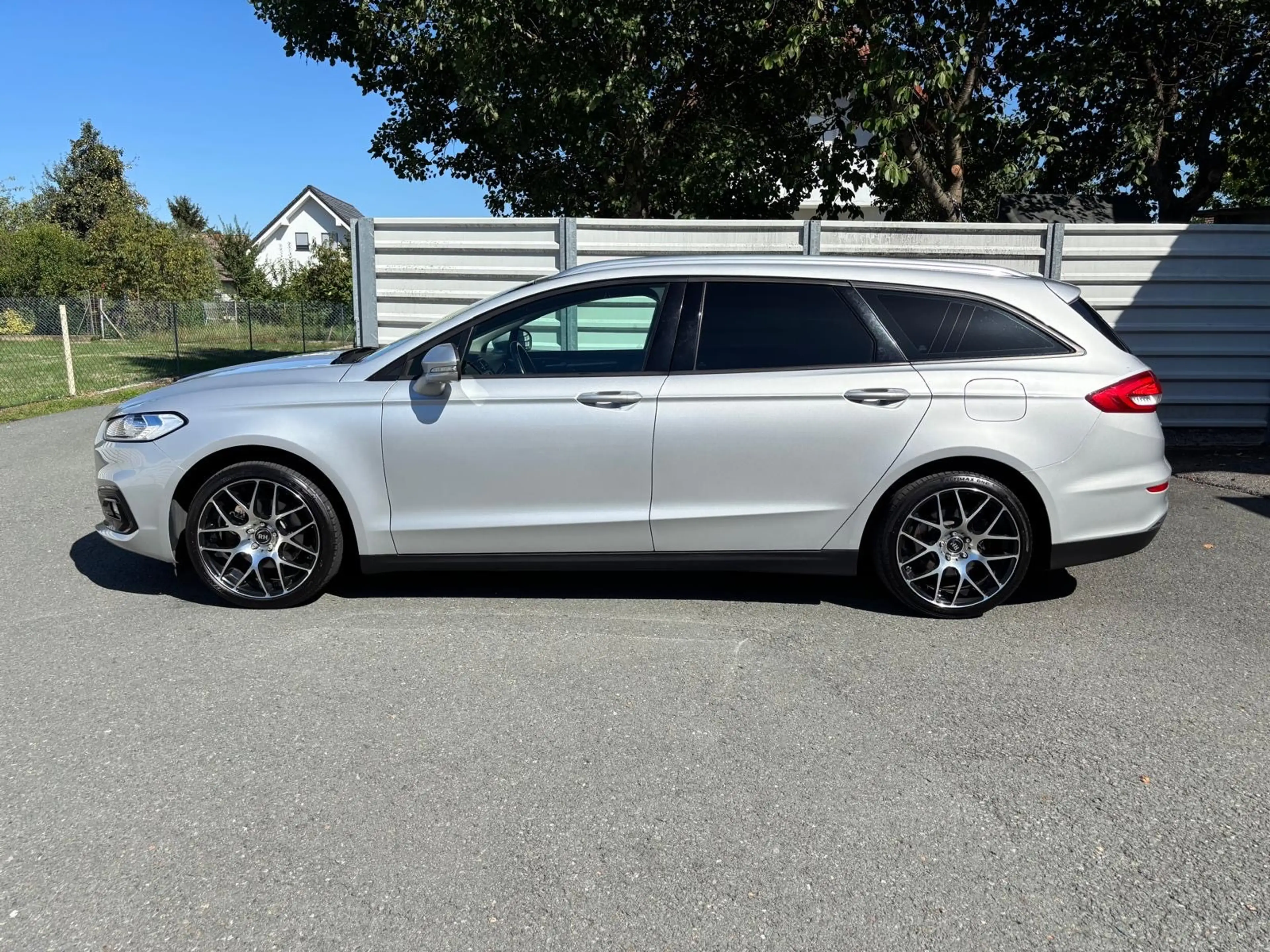 Ford Mondeo Traveller Business 2,0 EcoBlue SCR — photo 7