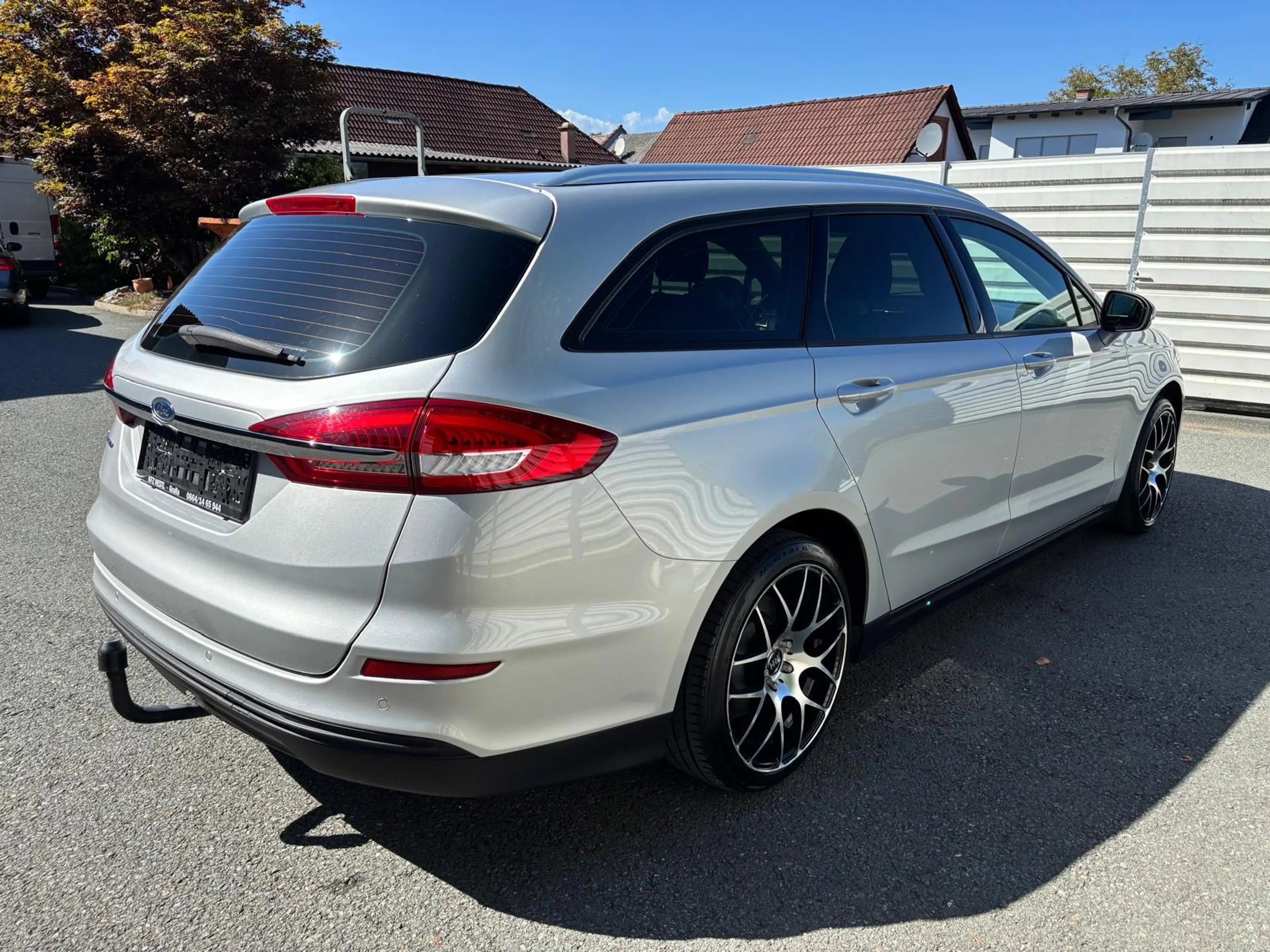 Ford Mondeo Traveller Business 2,0 EcoBlue SCR — photo 4