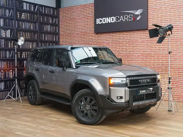 Toyota Land Cruiser 2.8 D-4D VX AUTO