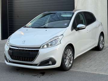 208 1.2 PureTech Allure S