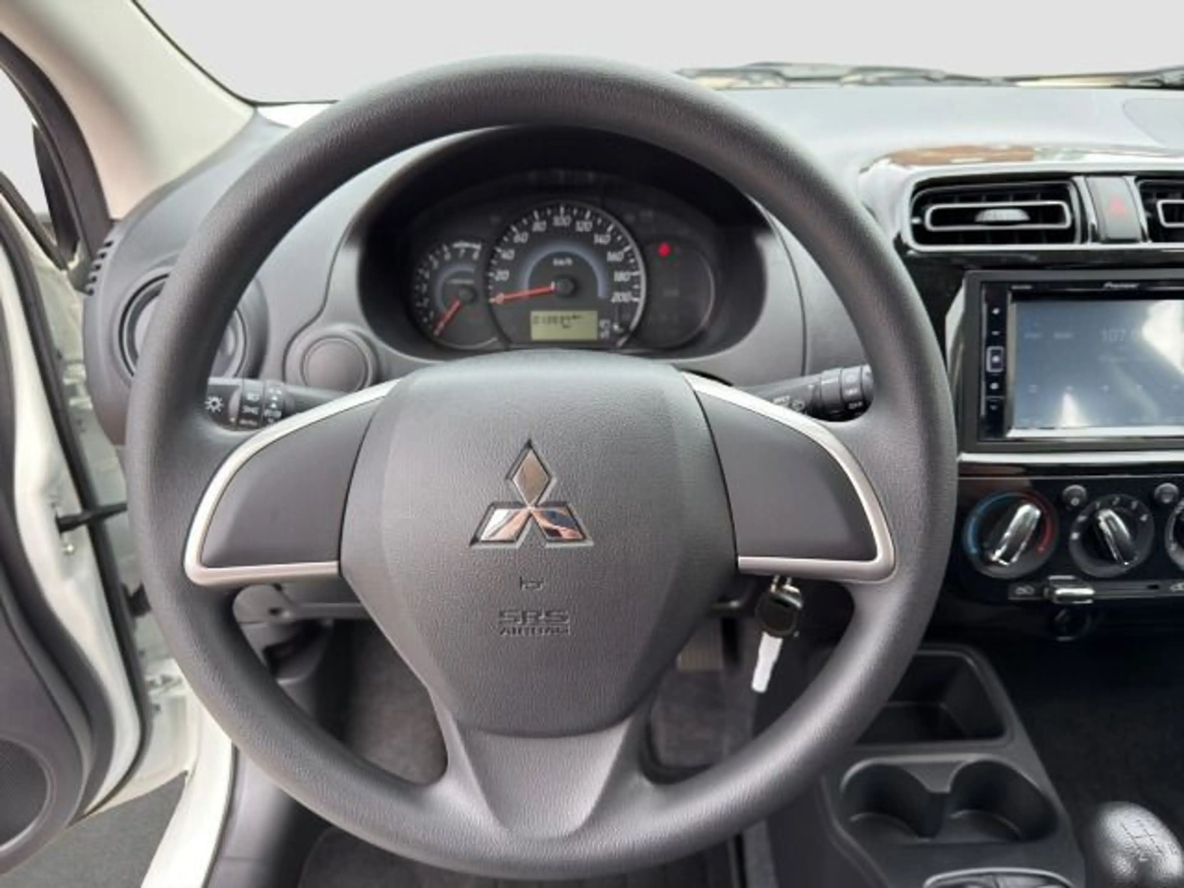 Mitsubishi Space Star 1.2 Select Allwetterreifen — photo 10