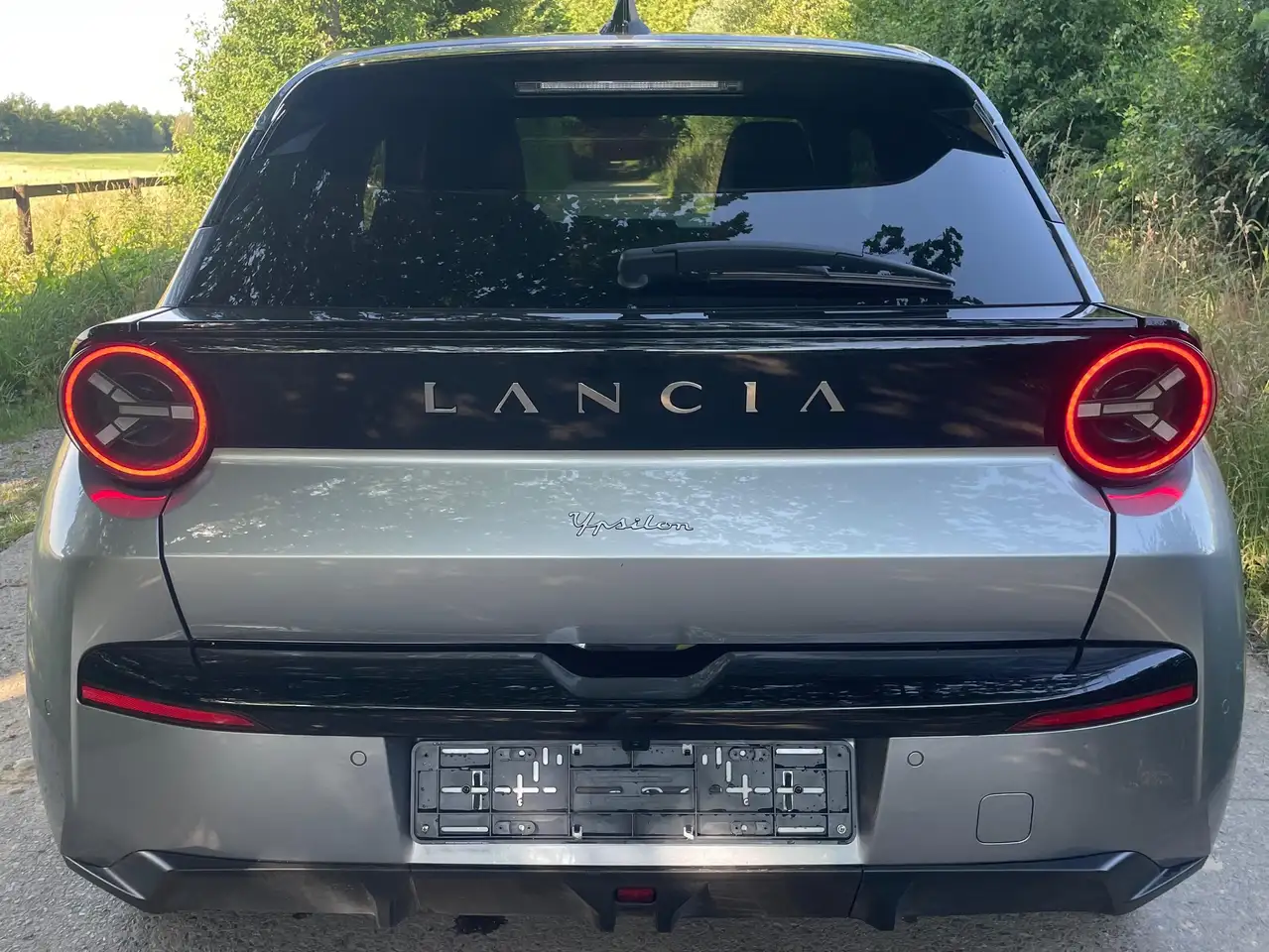 Lancia Ypsilon 2024
