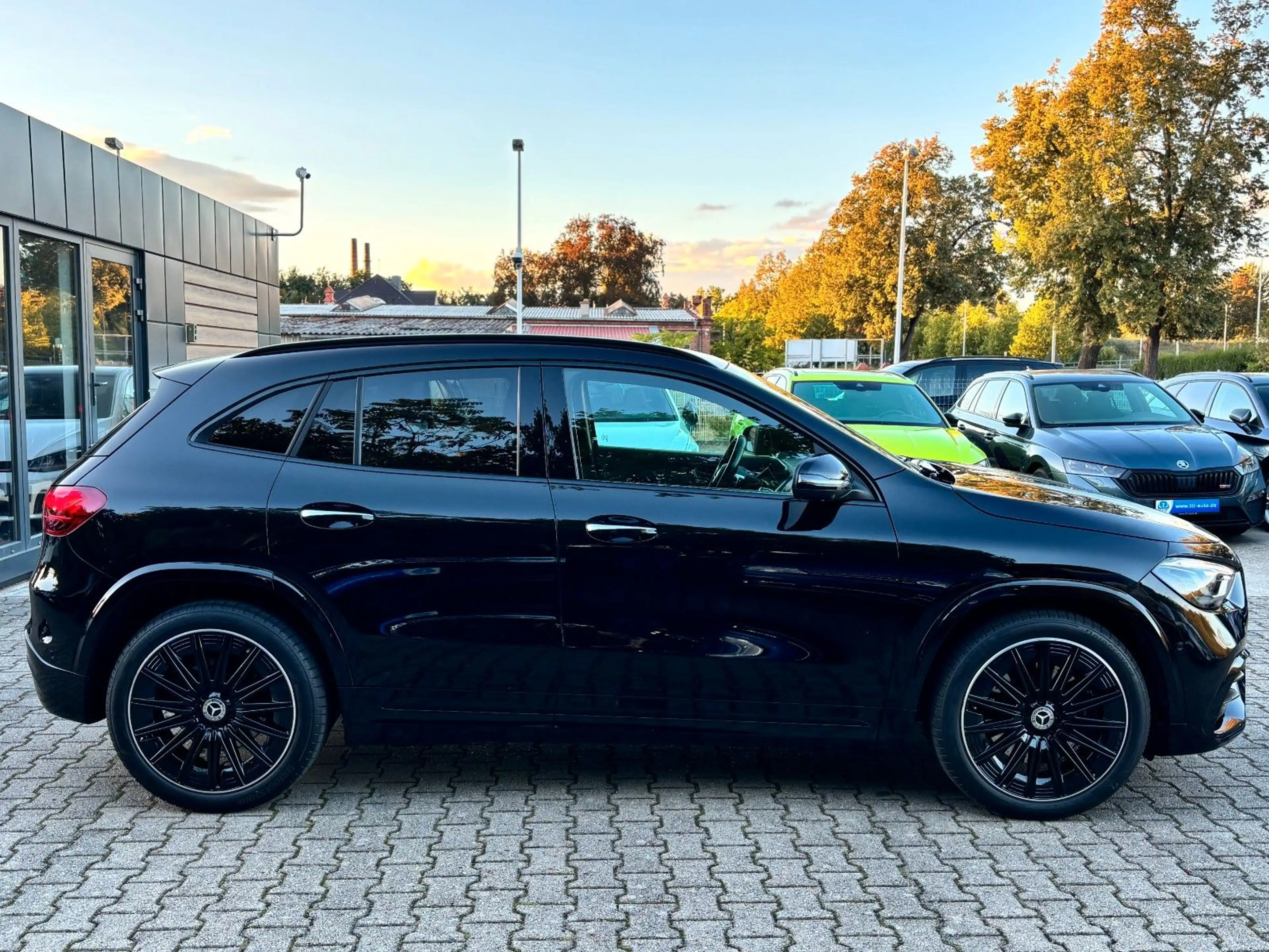 Mercedes-Benz GLA 250 4Matic AMG Line 4xKamera AHK — photo 8