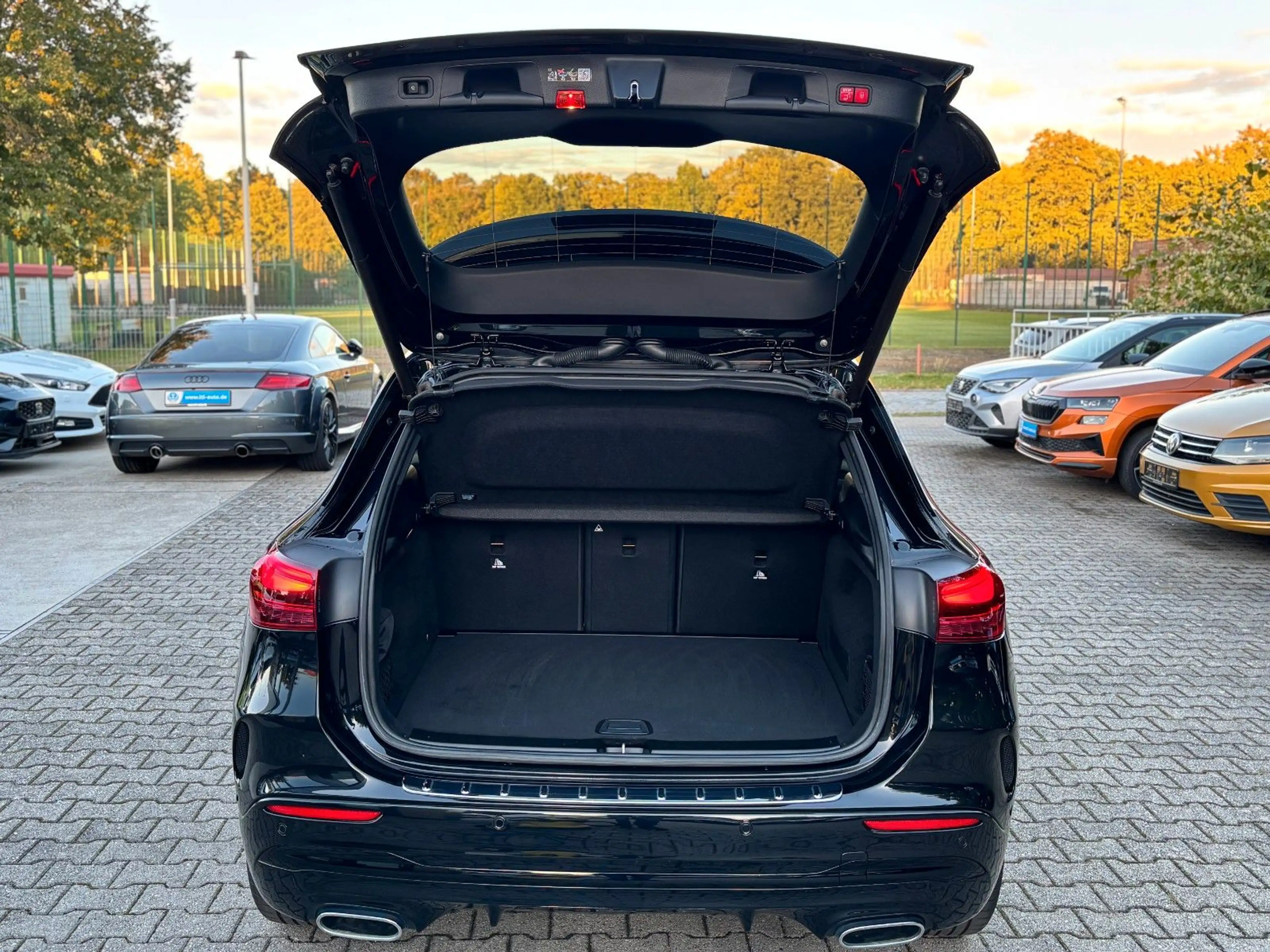 Mercedes-Benz GLA 250 4Matic AMG Line 4xKamera AHK — photo 10