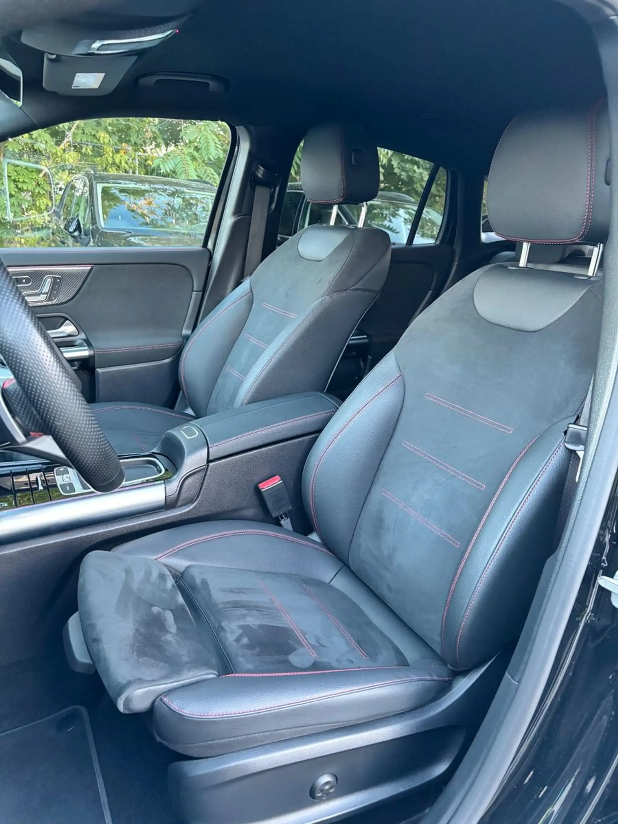 Mercedes-Benz GLA 250 4Matic AMG Line 4xKamera AHK — photo 15