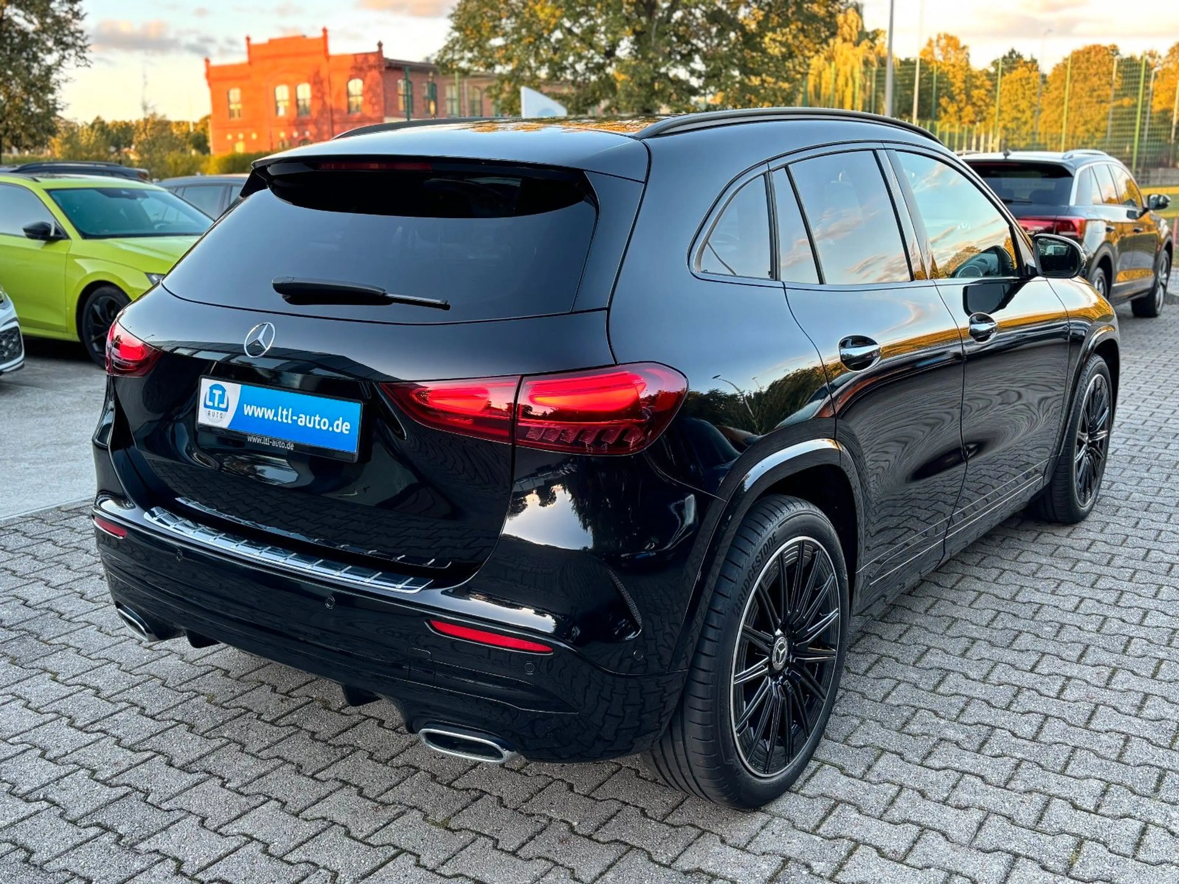 Mercedes-Benz GLA 250 4Matic AMG Line 4xKamera AHK — photo 7