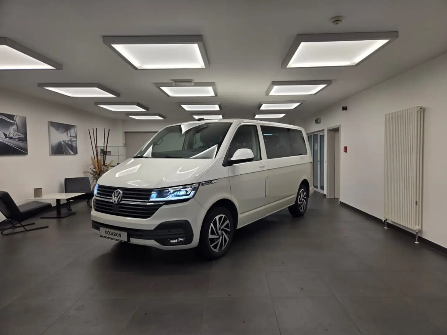 Volkswagen Egyéb Multivan Trendline court 110kW TDI DSG7 Fehér - 1
