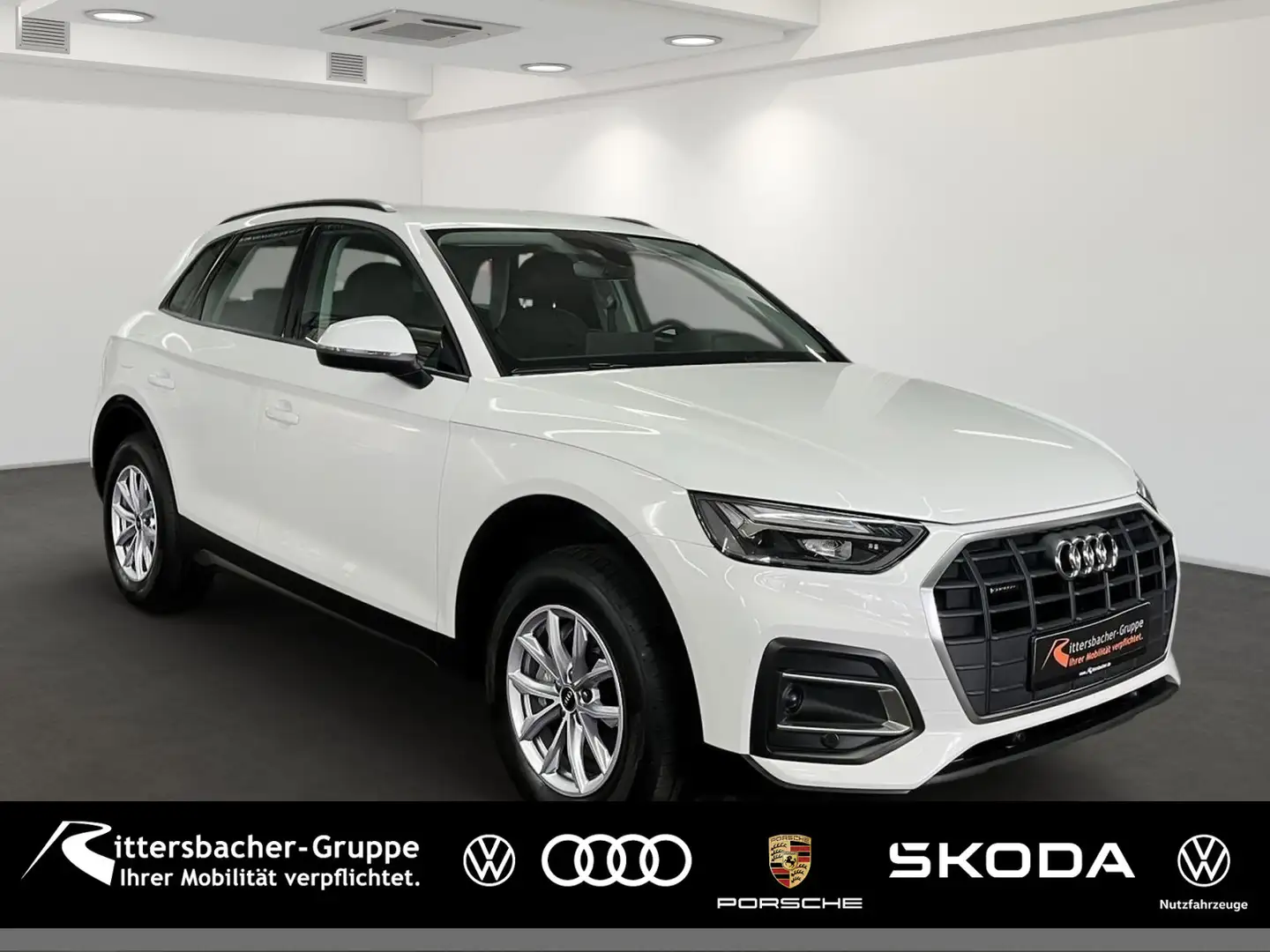 Audi Q5 40 TDI quattro Business+TourPaket AHK Weiß - 1
