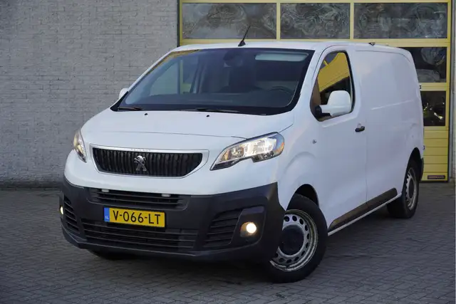Peugeot Expert 2.0 BlueHDI 120 Premium BJ2018 Pdc | Navi | Trekha