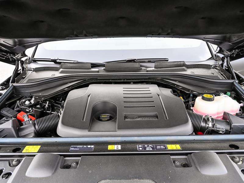 2026 Land Rover Range Rover Sport P400 Dynamic HSE thumb 8