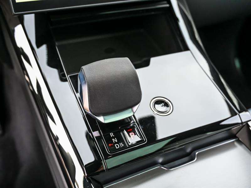2026 Land Rover Range Rover Sport P400 Dynamic HSE thumb 19