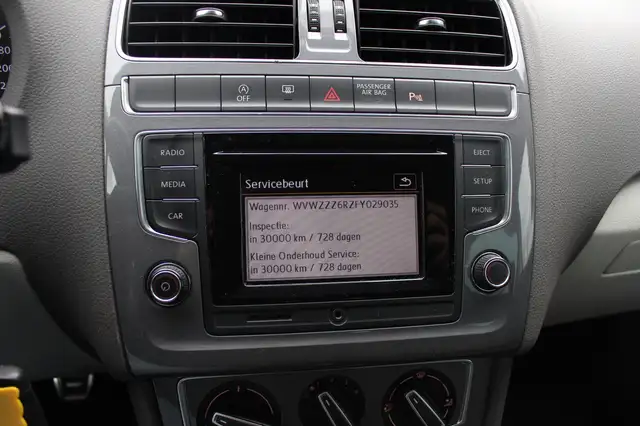 Volkswagen Polo view 24