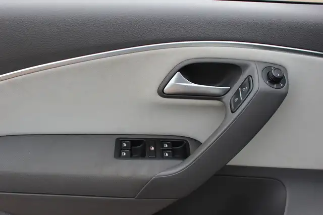 Volkswagen Polo view 30