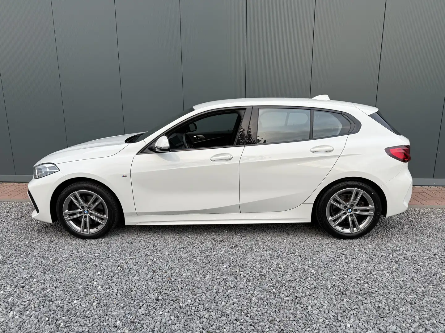 BMW 118 1-serie 118i High Executive M-Sportpakket 5-drs Blanc - 2