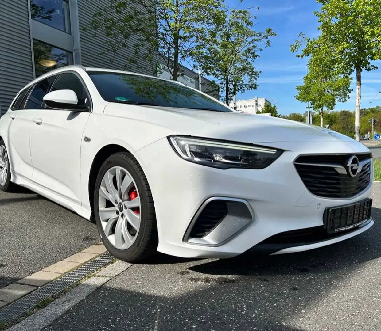 Opel Insignia B Sports Tourer GSi 4x4 Sportsitze VOLL Blanc - 2