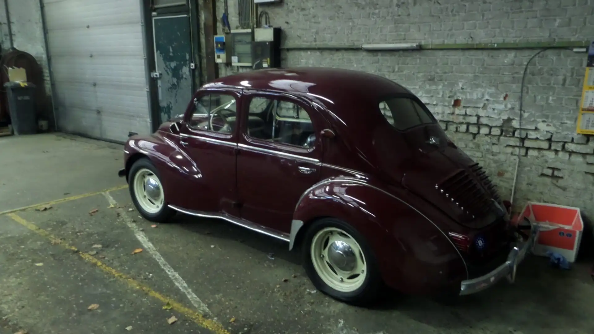 Renault 4cv Червоний - 1