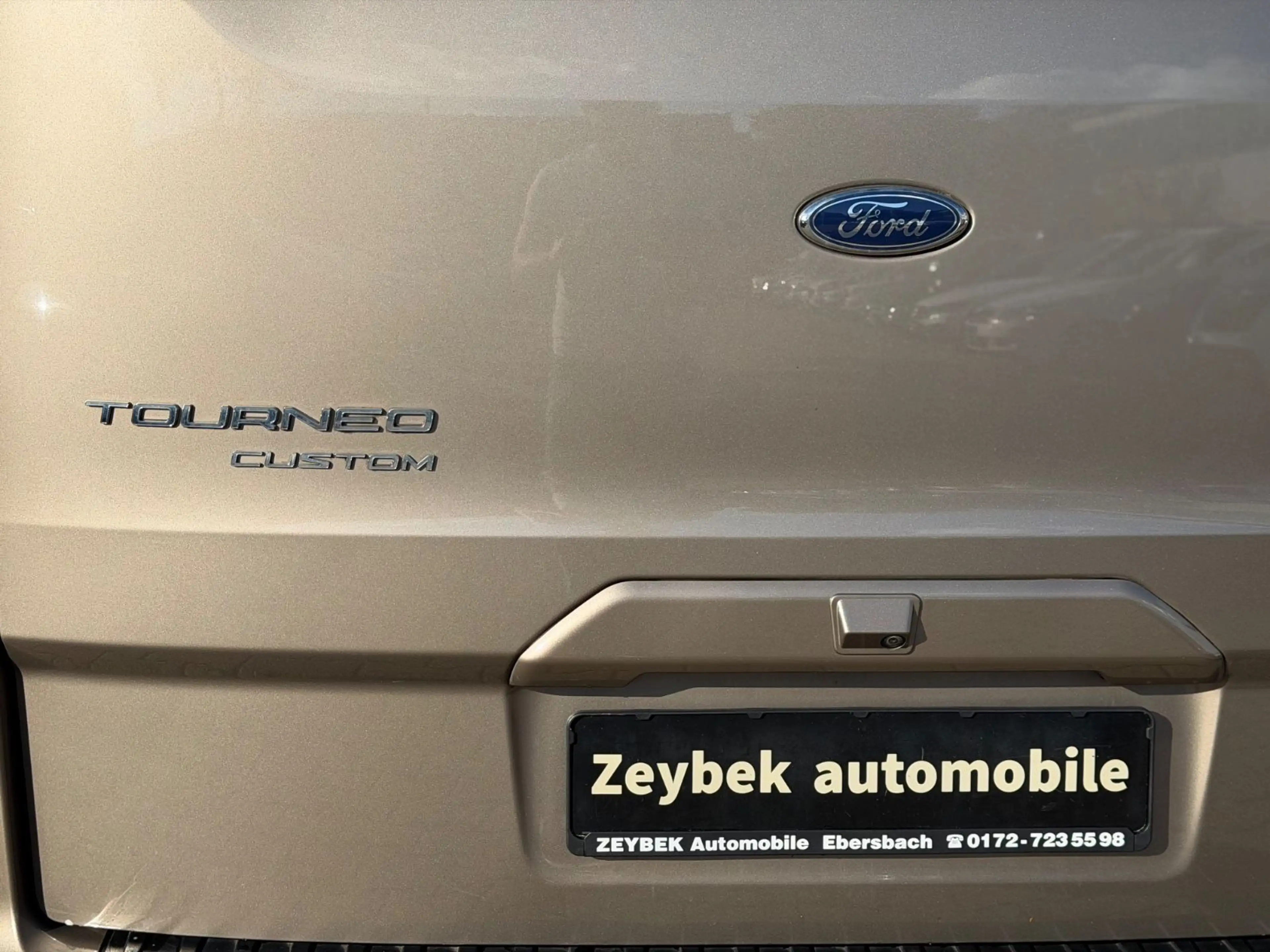Ford Tourneo Custom Titanium Leder Navi Standtheizung — photo 8