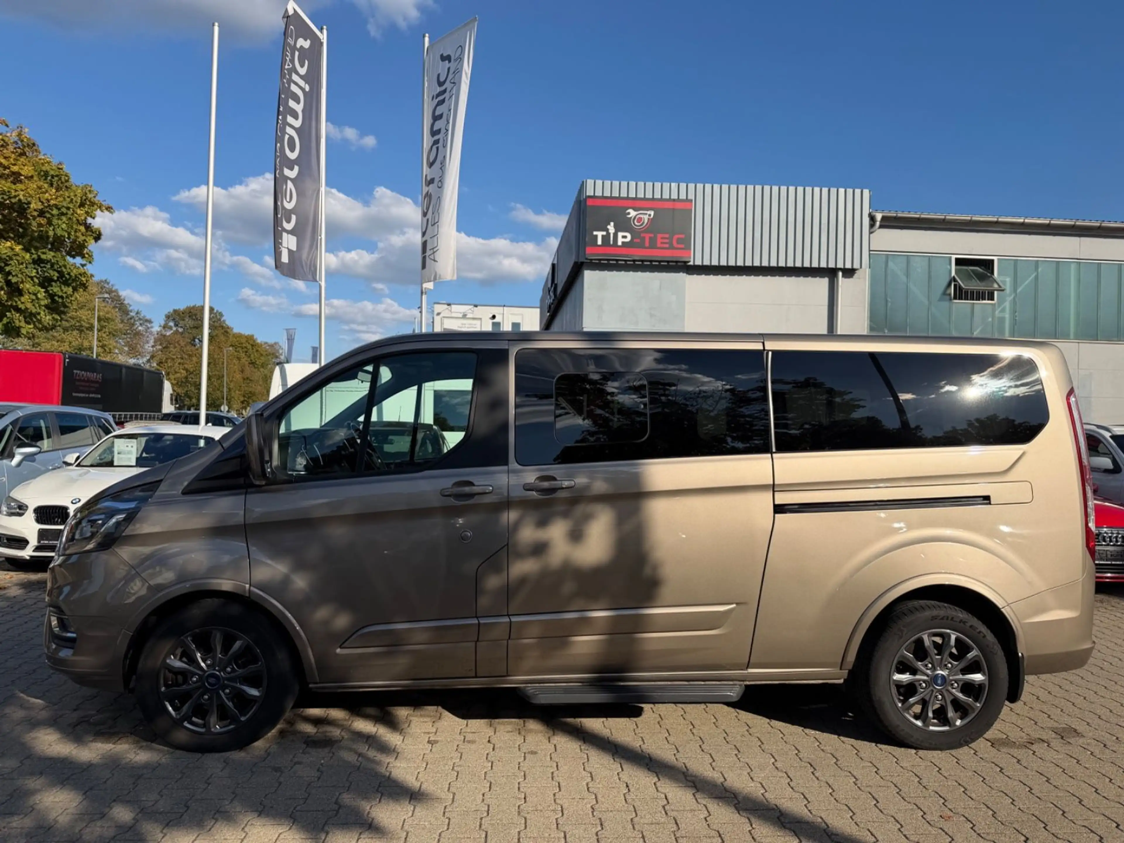 Ford Tourneo Custom Titanium Leder Navi Standtheizung — photo 5